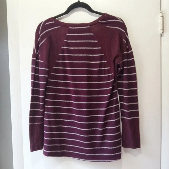 Long Sleeve Tees Bundle of 3 Yellow Purple Striped Black Red Buffalo Plaid Small - Picture 6 of 16